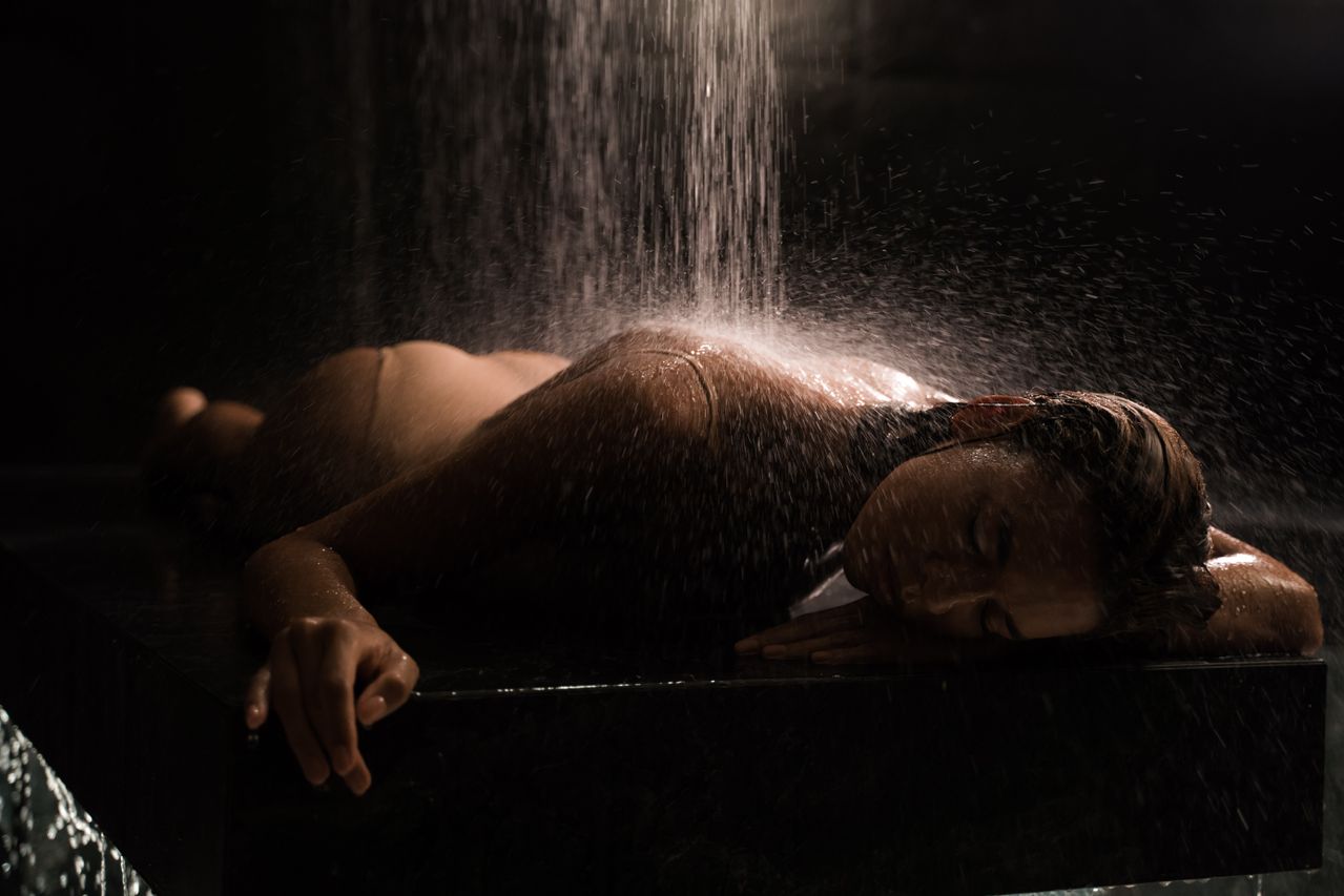 Under Water Massage at Luxe Grand Spa